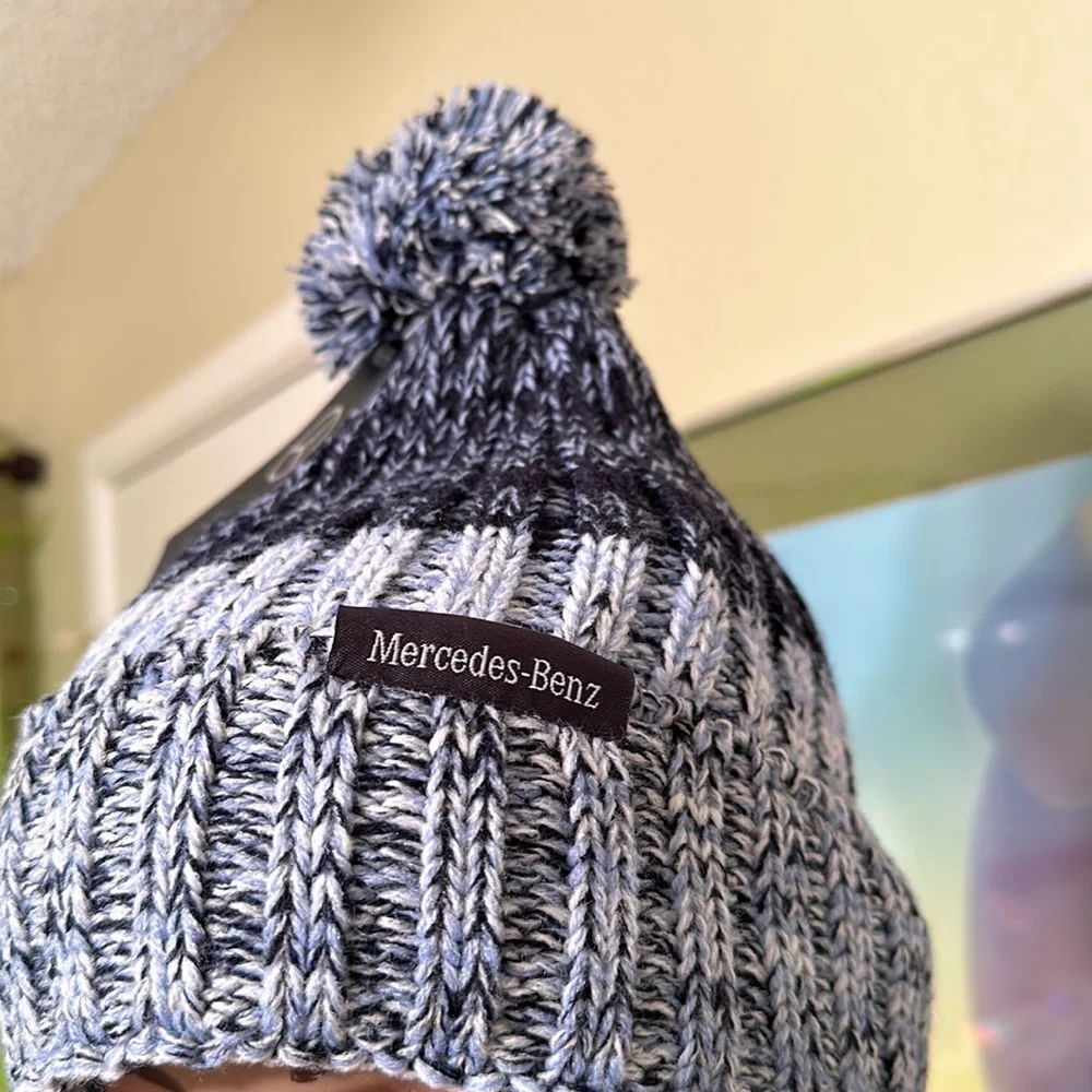 Mercedes-Benz USA Authentic - Picture 3 of 8